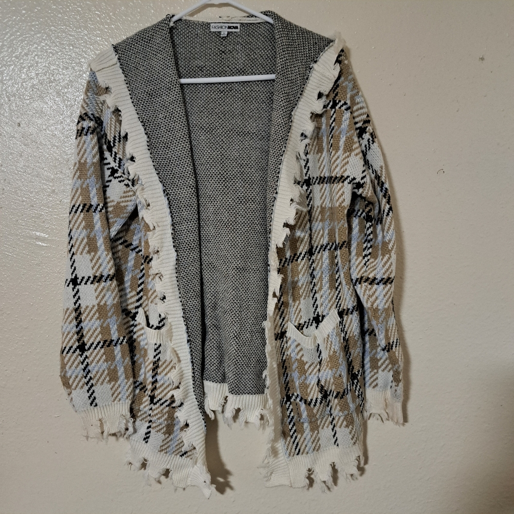 Fashion Nova Womens Sweater Cardigan Fringe size 1X plus Ivory Argyle Hooded